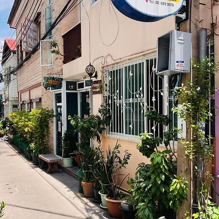 Ricos Honey Place Guesthouse Bangkok Zewnętrze zdjęcie