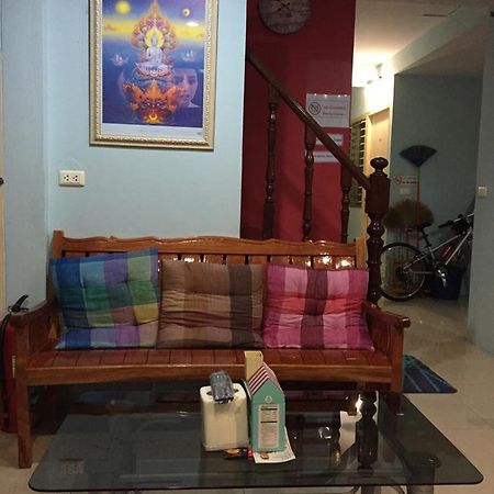 Ricos Honey Place Guesthouse Bangkok Zewnętrze zdjęcie