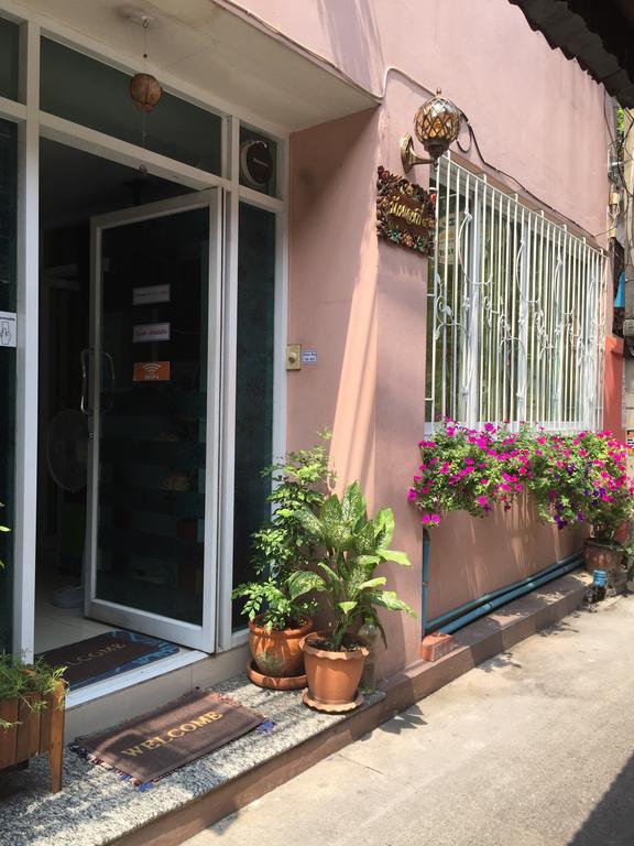 Ricos Honey Place Guesthouse Bangkok Zewnętrze zdjęcie