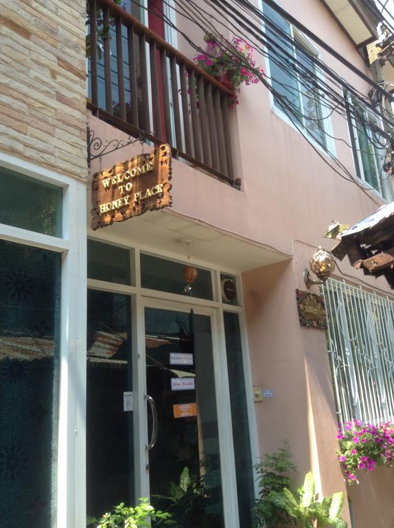 Ricos Honey Place Guesthouse Bangkok Zewnętrze zdjęcie