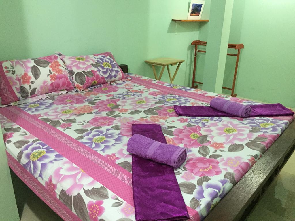 Ricos Honey Place Guesthouse Bangkok Zewnętrze zdjęcie